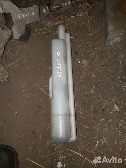 Peugeot 107 бачок расширительный