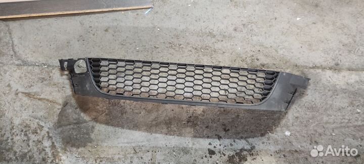 Решётка бампера VW Scirocco