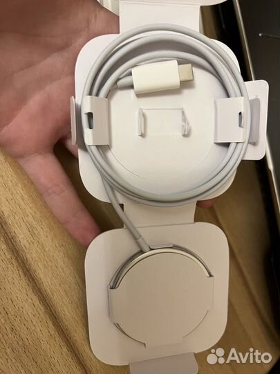 Беспроводная зарядка magsafe