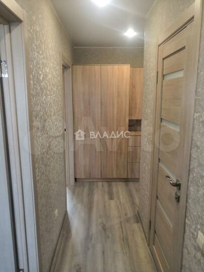 2-к. квартира, 56 м², 10/18 эт.