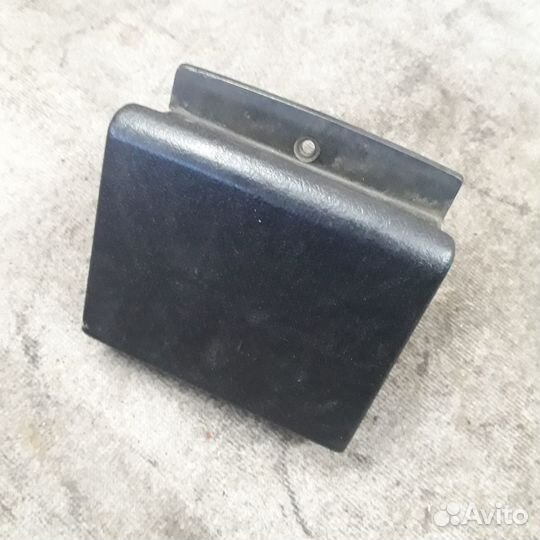 Пепельница задняя в консоль Фольксваген Пассат Б3