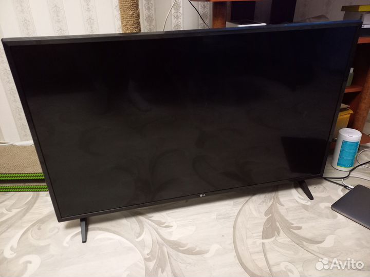 Телевизор lg SMART tv 43