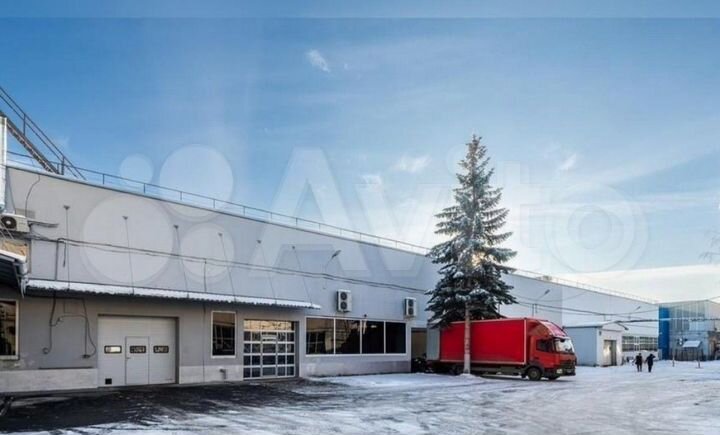 Продаётся здание под автосалон 6800 м