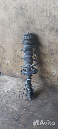 Амортизатор передний левый Kia Rio 4