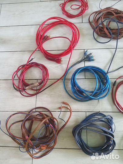 Провода тюльпаны для музыки