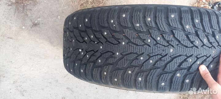 Комплект колес Nokian Tyres 275/55 R19