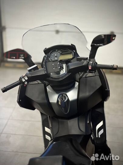 Скутер BMW C650GT