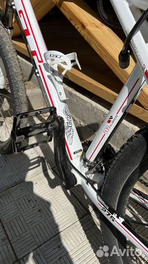 Велосипед GT avalanche elite 27,5