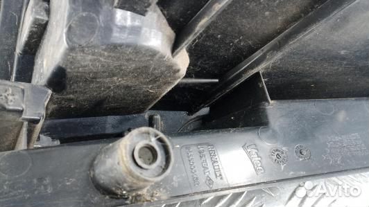 Фонарь задний правый renault scenic 3 (1RT06MY01)