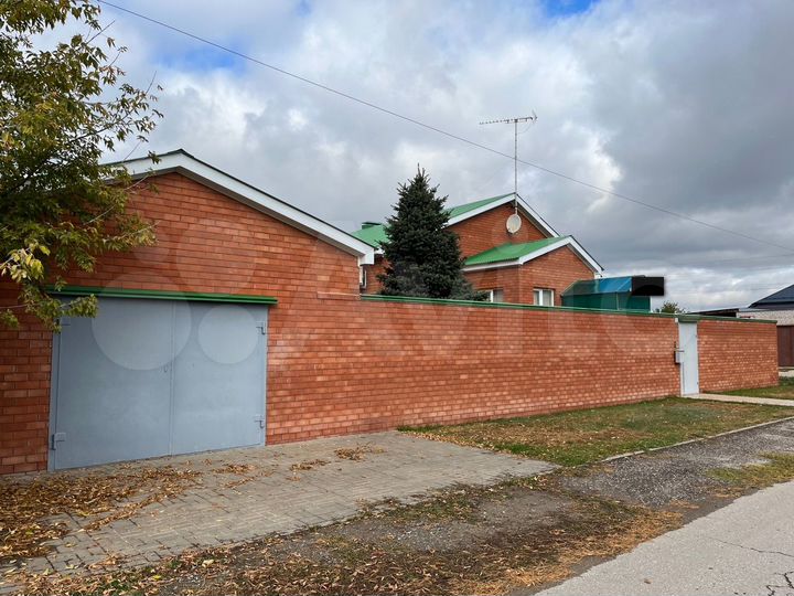 Дом 90,7 м² на участке 8 сот.