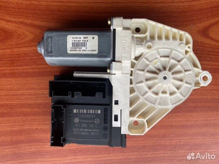 Мотор стеклоподъемника Vw Golf 5 BKC 2005