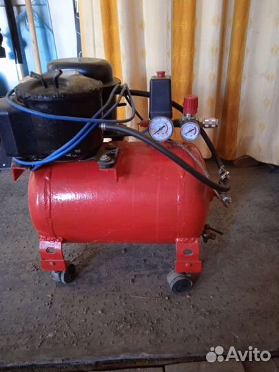 Воздушный компрессор