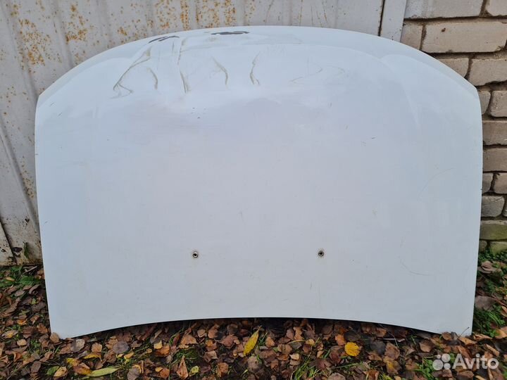 Капот Renault Duster 1