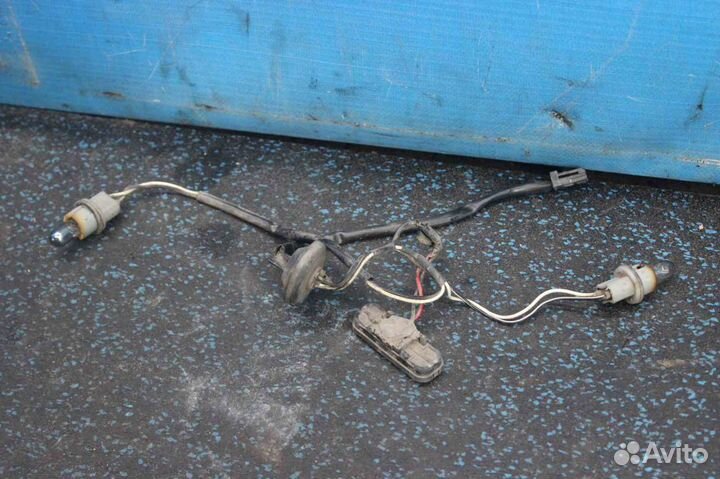 Кнопка открывания багажника Chevrolet Cruze (Шевро