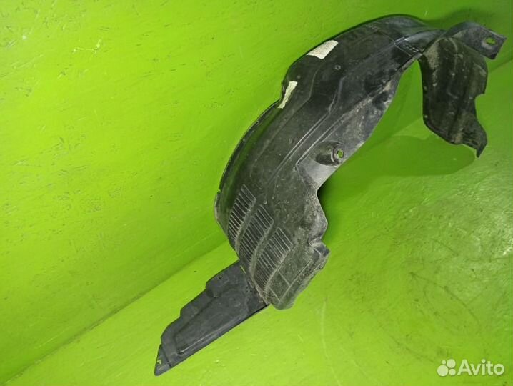 Подкрылок передний правый Kia Rio седан G4EE 2011