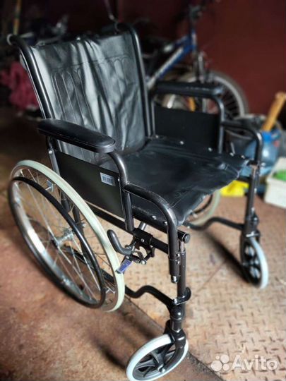 Коляска инвалидная