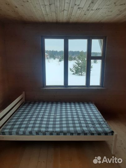 Кровать в наличии и под заказ