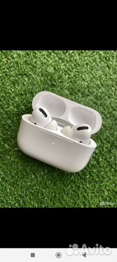Беспроводные наушники apple airpods