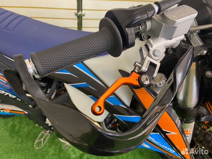 Мотоцикл JHL Z7 ZS-177MN (NC250) двухвальный