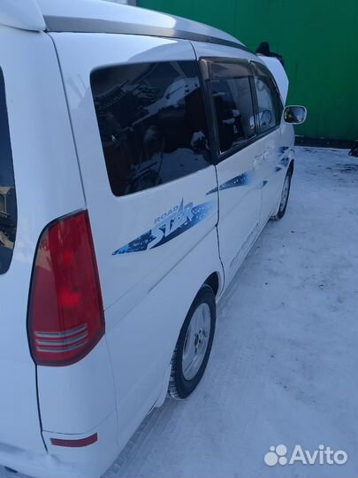 Nissan Serena 2.0 CVT, 2001, 270 000 км