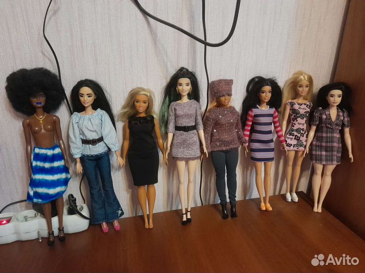 Барби разные