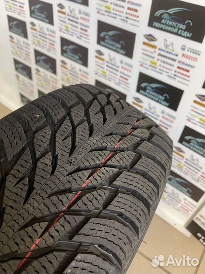Nokian Tyres Hakkapeliitta R3 235/55 R17 103R
