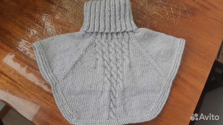 Манишка вязанная