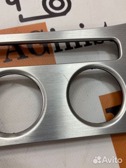 Накладка центральной консоли Vw Passat B6 3.2 2007