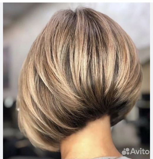 Модель на женскую стрижку