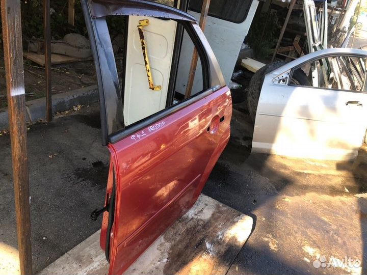 Дверь задняя левая Ford Focus 2