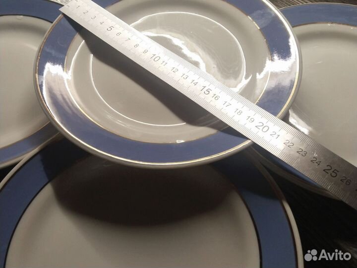 Тарелки СССР Красный фарфорист