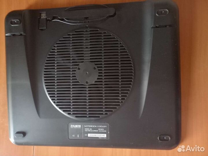 Подставка с охлаждением для ноутбука