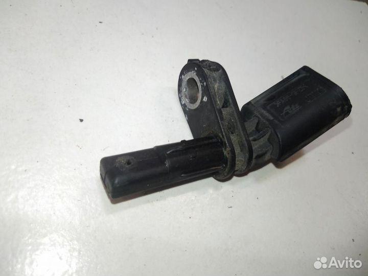 Датчик ABS передний левый Volkswagen Tiguan 5N2 20