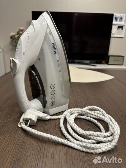 Утюг haier HI-600