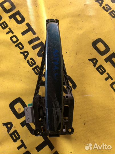 Передняя левая ручка Opel Astra H