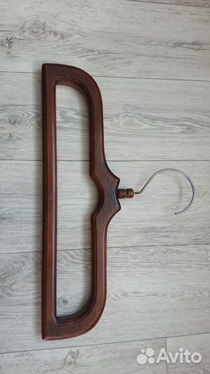 Вешалка для одежды