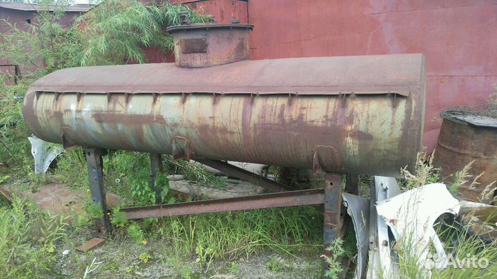 Ёмкость для дизтоплива, воды 2 м3