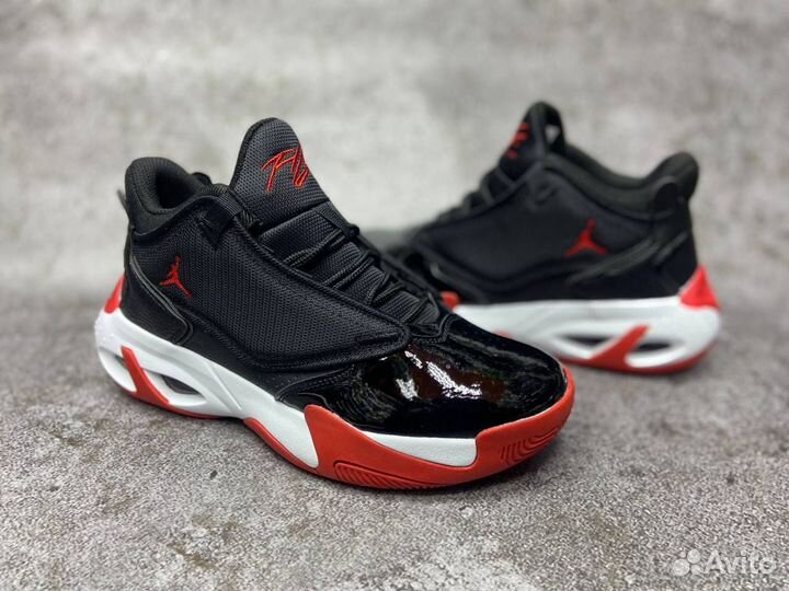 Кроссовки Nike Air Jordan Max aura 4