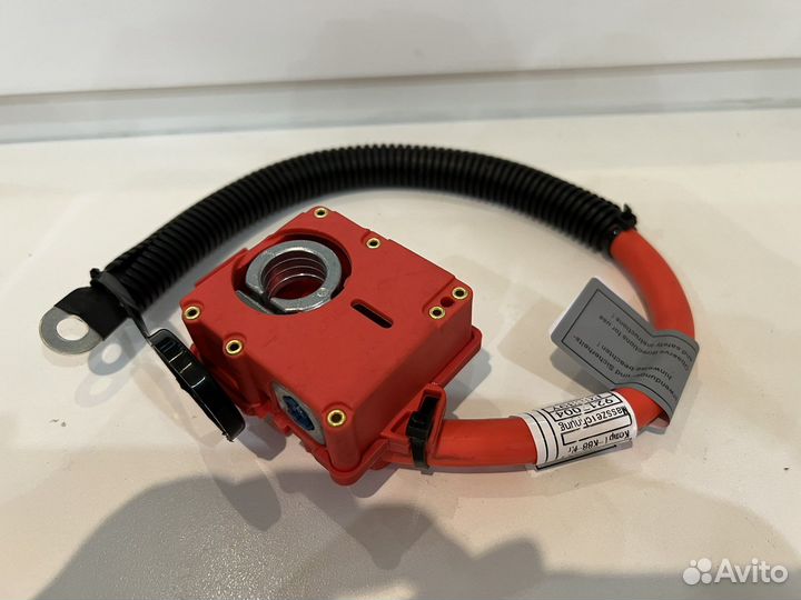 Плюсовая клемма пиропатрон X6 X5 E70 E71 BMW