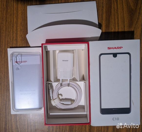 Коробка + зарядка sharp c10