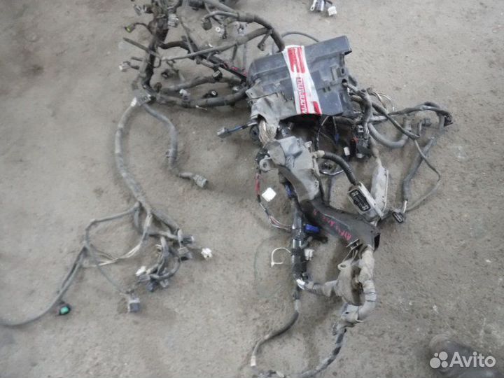 Коса двс Toyota Auris 4ZZ 2008