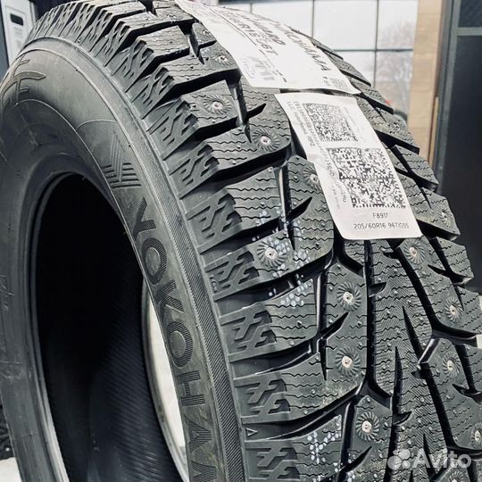 Yokohama Ice Guard Stud IG55 205/60 R16 96T