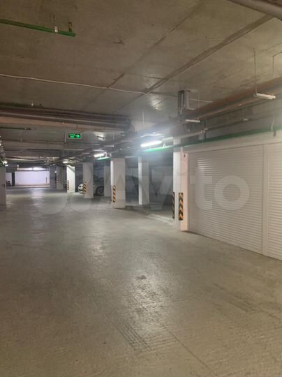 Машиноместо, 14 м²