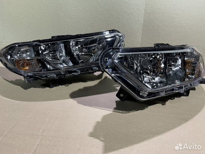 Фара Нива Тревел