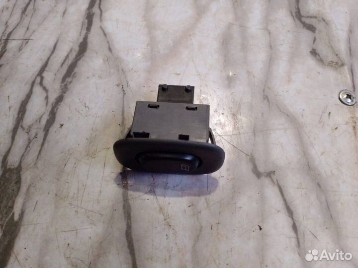 Кнопка стеклоподъемника двери задняя левая Saab
