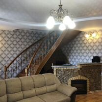 4-к. квартира, 115 м², 3/3 эт.