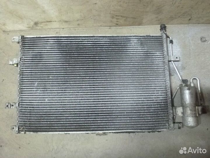 Радиатор кондиционера volvo XC70 cross country 200