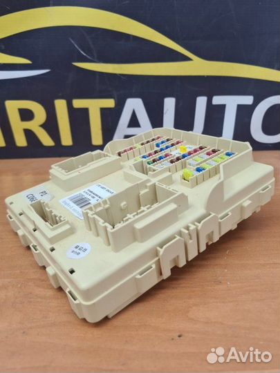 Блок предохранителей Kia Carnival 3 2.2 D4HB