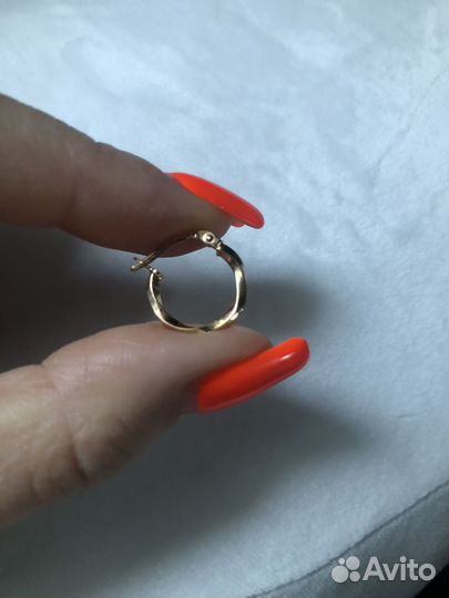 Золотые серьги 585 пробы