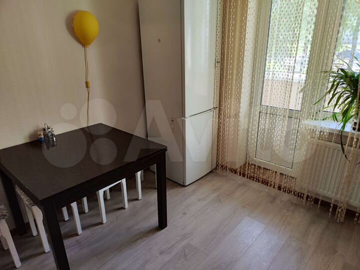 2-к. квартира, 54 м², 1/5 эт.